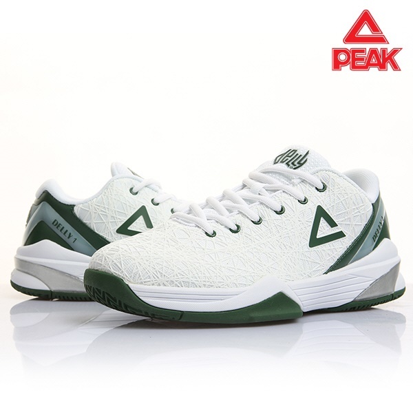 delly basketball shoes