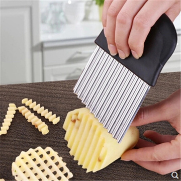 A Multifunctional Vegetable Cutter Wavy Spike Potato Cutter Knife Stainless  Steel Chip Knife