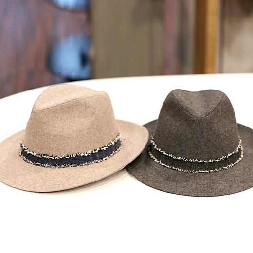 mans hat