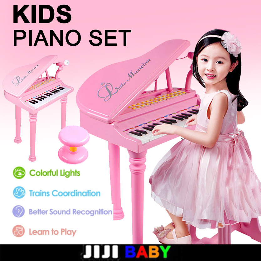 toy pink piano