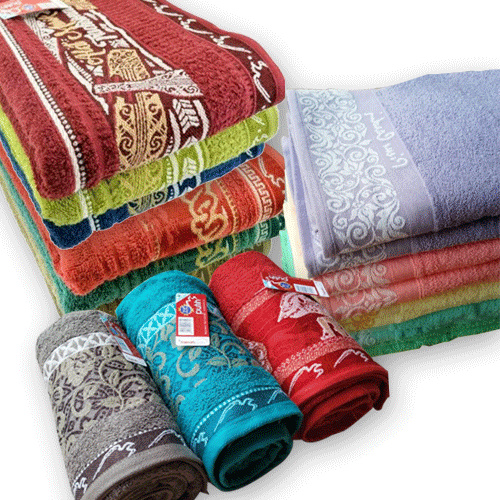 Bath Towel Collection Pierre Cardin/ Merah Putih - Free Shipping