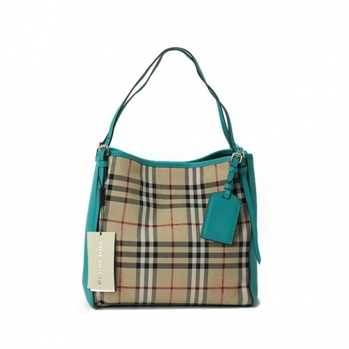 burberry aqua