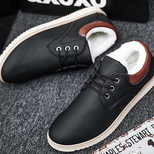 Qoo10 - Men's Fur Brush Warm Casual Shoes Loafers Date Gift : Bag ...