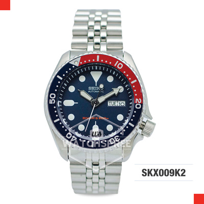 seiko diver's deep blue dial watch