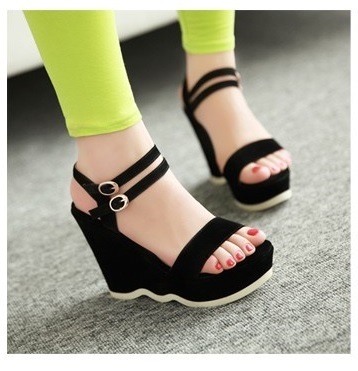 ladies sandal stylish