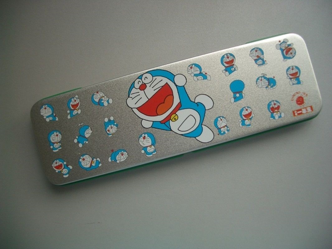 Rare Doraemon Metal Pencil Case