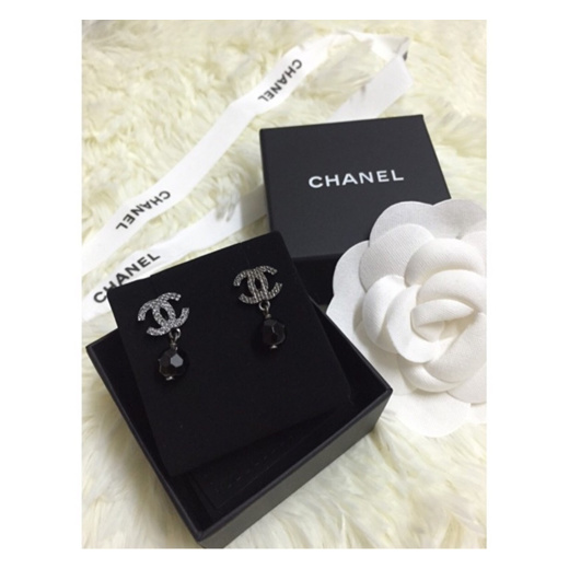 Real on sale chanel earrings