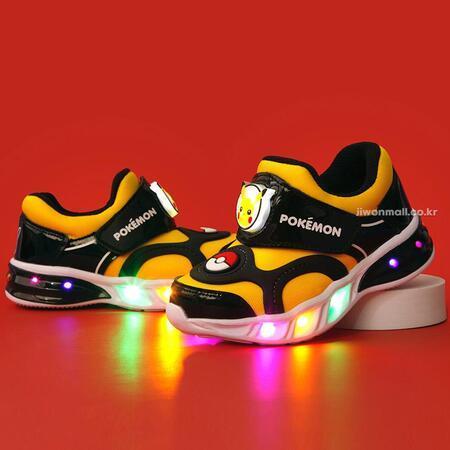 Pokemon light best sale up shoes