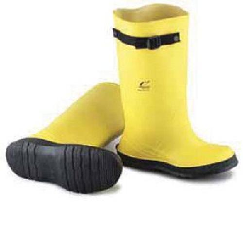 bata pvc rainy shoes