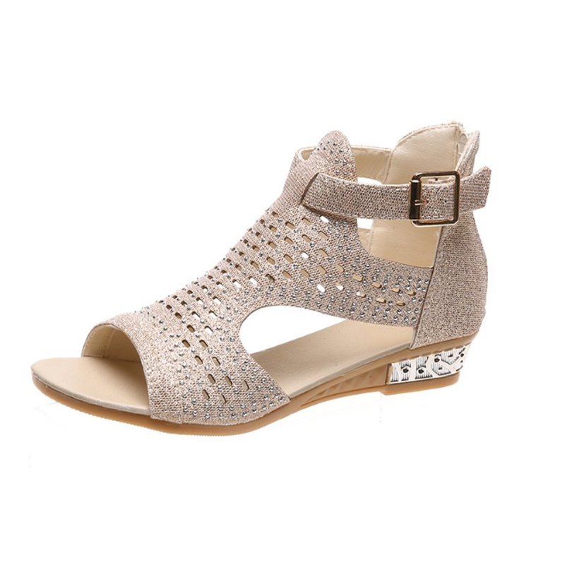 closed toe summer wedges