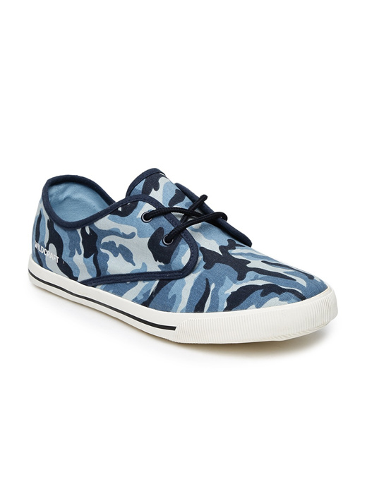 Wildcraft 2024 canvas shoes