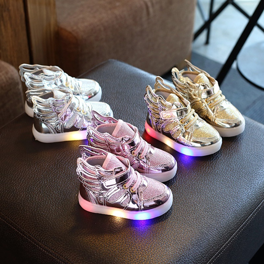 baby shoes with lights
