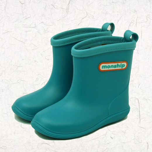 boys water boots