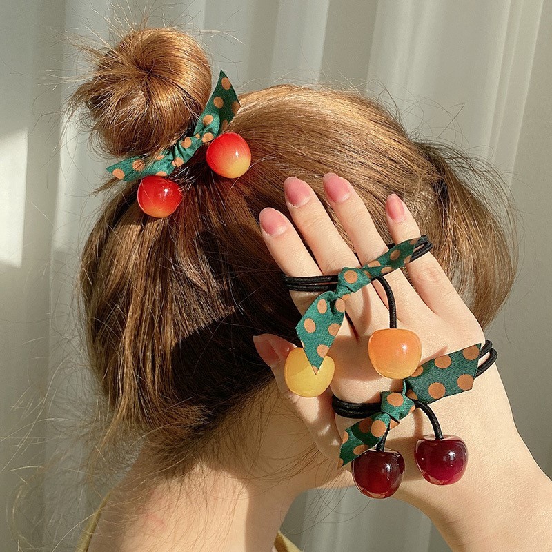 shopping hair accessories