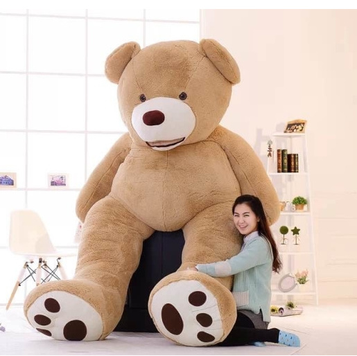 giant oversized teddy bear