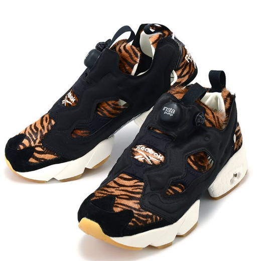 Qoo10 Reebok Disney Instapump Jb Aq9213 Reebok Disney Insta Pump Fury Collab Shoes