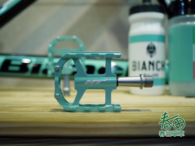 bianchi pedals