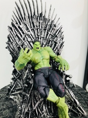 iron throne toy