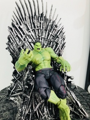 iron throne figure