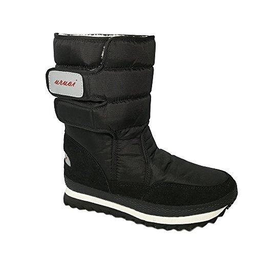 snow boots non slip soles