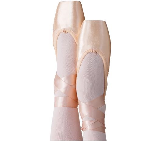 ballet shoes en pointe