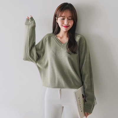Qoo10 - 22XX Casual Korean V-Neck Sweater (Korea Fashion) 【XXKN01358491】 : Women's Clothing