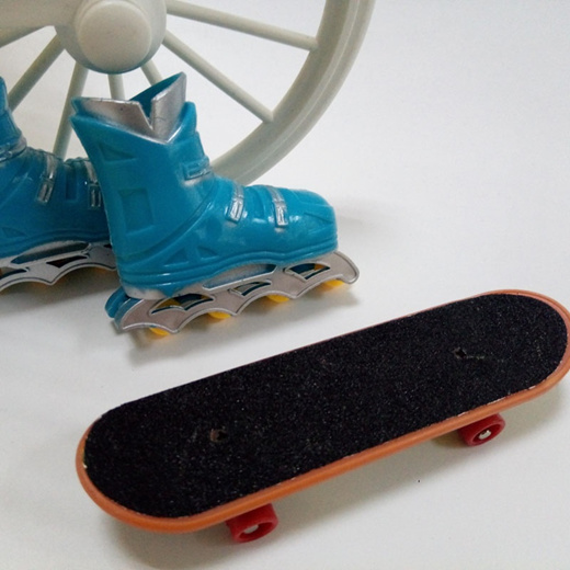 small skateboard toys